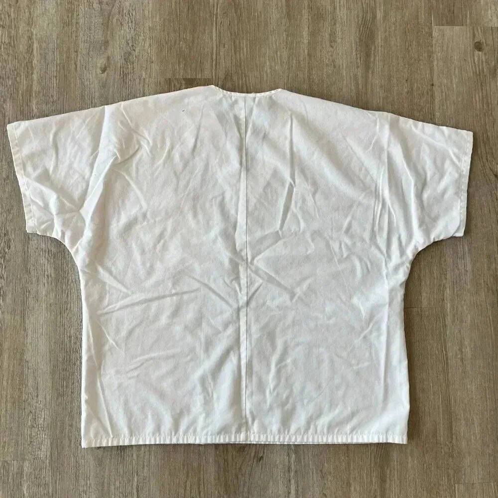 Unisex Bundle of 2 Cherokee White Scrub Tops - L - Picture 9 of 11